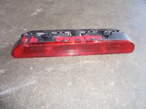Φανάρι Πίσω Μεσαίο Στοπ για RENAULT MEGANE (1999 - 2002) (LA) (DA) (EA) (KA) ( Φανάρι Πίσω Μεσαίο Στοπ για RENAULT MEGANE (1999 - 2002) (LA) (DA) (EA) (KA) (