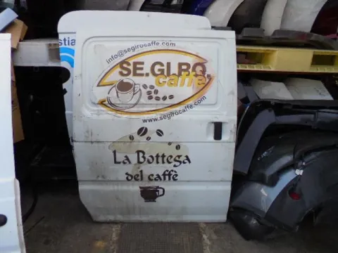 Πόρτα Δεξιά Συρόμενη Χ.Τζάμι για PIAGGIO PORTER (1998 - ) *Γ* Πόρτα Δεξιά Συρόμενη Χ.Τζάμι για PIAGGIO PORTER (1998 - ) *Γ*