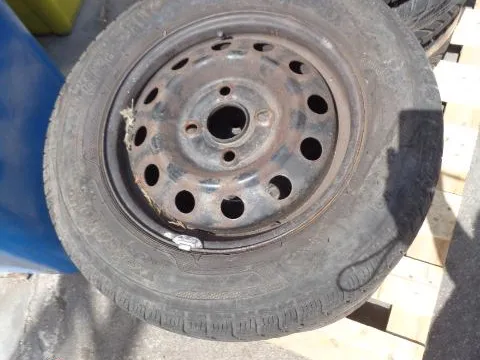 Ζαντολάστιχο 4αδα Kleber (165/70/R13) για DAIHATSU CUORE (2003 - 2006) VII *ΔΒ* Ζαντολάστιχο 4αδα Kleber (165/70/R13) για DAIHATSU CUORE (2003 - 2006) VII *ΔΒ*