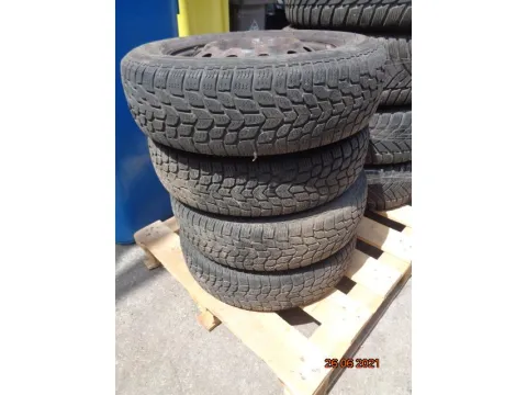Ζαντολάστιχο 4αδα Kleber (165/70/R13) για DAIHATSU CUORE (2003 - 2006) VII *ΔΒ* -  Ζαντολάστιχο 4αδα Kleber (165/70/R13) για DAIHATSU CUORE (2003 - 2006) VII *ΔΒ* -