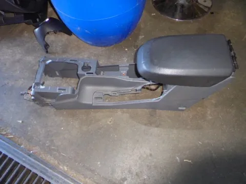 Υποβραχιόνιο(Τεμπέλης) για FORD FOCUS (2008 - 2010) Mk2b (DA3 - C307) *Γ* Υποβραχιόνιο(Τεμπέλης) για FORD FOCUS (2008 - 2010) Mk2b (DA3 - C307) *Γ*
