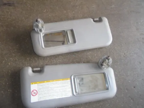Σετ Σκιαδίων για TOYOTA YARIS (2006 - 2009) (KL9) Σετ Σκιαδίων για TOYOTA YARIS (2006 - 2009) (KL9)