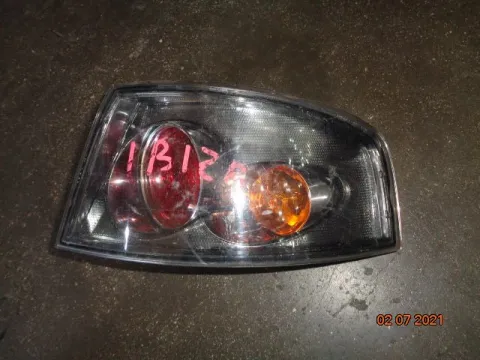 Φανάρι Πίσω Δεξί (Ραγισμένο) (FR) για SEAT IBIZA (2006 - 2008) (6LZ) Φανάρι Πίσω Δεξί (Ραγισμένο) (FR) για SEAT IBIZA (2006 - 2008) (6LZ)