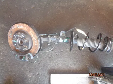 Άκρο Πλήρες Εμπρός Δεξί Με ABS για NISSAN X-TRAIL (2001 - 2003) (T30) , (2003 - 2007) (T30) , (2007 - 2011) (T31) Άκρο Πλήρες Εμπρός Δεξί Με ABS για NISSAN X-TRAIL (2001 - 2003) (T30) , (2003 - 2007) (T30) , (2007 - 2011) (T31)