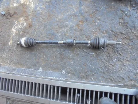 Ημιαξόνιο Εμπρός Δεξί Με ABS για CHEVROLET - DAEWOO KALOS (2003 - 2004) (T200) Ημιαξόνιο Εμπρός Δεξί Με ABS για CHEVROLET - DAEWOO KALOS (2003 - 2004) (T200)