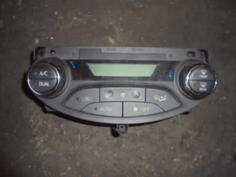 Χειριστήρια Καλοριφέρ για TOYOTA YARIS (2012 - 2014) ( ) Χειριστήρια Καλοριφέρ για TOYOTA YARIS (2012 - 2014) ( )