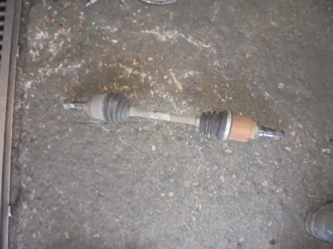Ημιαξόνιο Εμπρός Αριστερό για MITSUBISHI COLT (2005 - 2008 ) (CZ) 1100 3A91 petrol 75 Ημιαξόνιο Εμπρός Αριστερό για MITSUBISHI COLT (2005 - 2008 ) (CZ) 1100 3A91 petrol 75