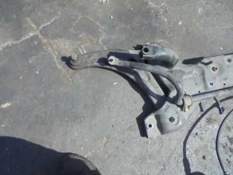 Ψαλίδι Εμπρός Αριστερό για MITSUBISHI COLT (2005 - 2008 ) (CZ) *ΔΒ* / ΠΑΛΕΤΑ *225* Ψαλίδι Εμπρός Αριστερό για MITSUBISHI COLT (2005 - 2008 ) (CZ) *ΔΒ* / ΠΑΛΕΤΑ *225*