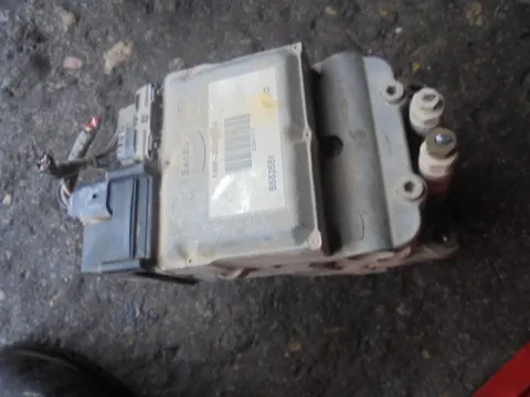 Μονάδα ABS B552551 για FORD MONDEO (1993 - 1996) Mk1 Μονάδα ABS B552551 για FORD MONDEO (1993 - 1996) Mk1