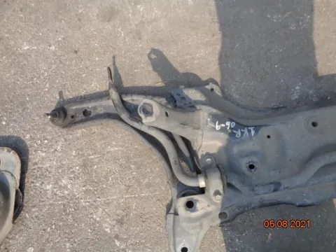 Ψαλίδι Εμπρός Αριστερό για TOYOTA YARIS (2006 - 2009) (KL9) *ΔΒ* / ΠΑΛΕΤΑ *261*