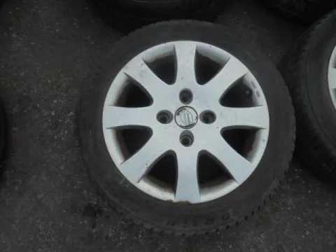 Ζαντολάστιχο 4ΑΔΑ SEMPERIT 195/50/R15 ** για SUZUKI SPLASH (2008 - 2012) (A5B) *Δ* Ζαντολάστιχο 4ΑΔΑ SEMPERIT 195/50/R15 ** για SUZUKI SPLASH (2008 - 2012) (A5B) *Δ*