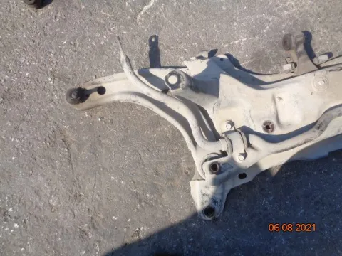 Ψαλίδι Εμπρός Αριστερό για TOYOTA YARIS (2006 - 2009) (KL9) *ΔΒ*