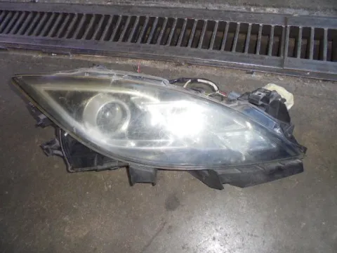 Φανάρι Εμπρός Δεξί (Σπασμένη Βάση) για MAZDA 6 (2008 - 2011) (GH) Φανάρι Εμπρός Δεξί (Σπασμένη Βάση) για MAZDA 6 (2008 - 2011) (GH)