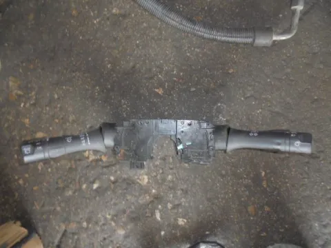 Διακόπτης Φώτων-Φλάς για NISSAN MICRA (2011 - 2013) (K13) Διακόπτης Φώτων-Φλάς για NISSAN MICRA (2011 - 2013) (K13)