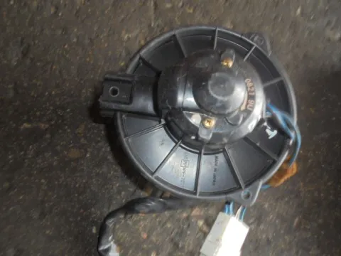 Μοτέρ Καλοριφέρ 1940000821 για TOYOTA YARIS (1999 - 2002) (XP10) Μοτέρ Καλοριφέρ 1940000821 για TOYOTA YARIS (1999 - 2002) (XP10)