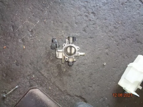 Σώμα Πεταλούδας για TOYOTA COROLLA (2000 - 2002) (ZE111) 1400 4ZZ-FE Petrol 97 VVT-i Σώμα Πεταλούδας για TOYOTA COROLLA (2000 - 2002) (ZE111) 1400 4ZZ-FE Petrol 97 VVT-i