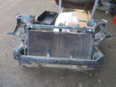 Μετώπη με Τραβέρσα και Ψυγείο A/C για TOYOTA RAV-4 (2000 - 2004) (XA20) *Γ* Μετώπη με Τραβέρσα και Ψυγείο A/C για TOYOTA RAV-4 (2000 - 2004) (XA20) *Γ*