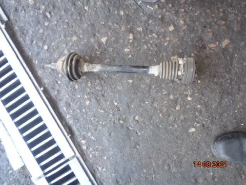 Ημιαξόνιο Εμπρός Αριστερό για SEAT IBIZA (1999 - 2002) (6K) 1400 (AQQ) (AUB) Petrol 100 16 valve Ημιαξόνιο Εμπρός Αριστερό για SEAT IBIZA (1999 - 2002) (6K) 1400 (AQQ) (AUB) Petrol 100 16 valve