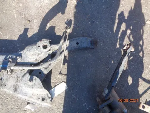 Ψαλίδι Εμπρός Δεξί για SUZUKI SWIFT (2006 - 2008) (RS) *ΔΒ* Ψαλίδι Εμπρός Δεξί για SUZUKI SWIFT (2006 - 2008) (RS) *ΔΒ*