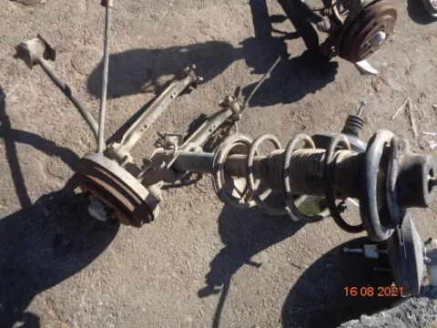 Άκρο Πλήρες Πίσω Αριστερό Με Ταμπούρο για NISSAN SUNNY (1991 - 1995) (N14) *ΔΒ* Άκρο Πλήρες Πίσω Αριστερό Με Ταμπούρο για NISSAN SUNNY (1991 - 1995) (N14) *ΔΒ*