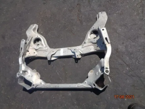 Γέφυρα Εμπρός Πλαίσιο για BMW 3 Series (2005 - 2008) (E90-1-2-3) (E90) Sedan - 4dr , (2008 - 2012) (E90-1-2-3 F-L) *ΔΒ* / ΠΑΛΕΤΑ *262* Γέφυρα Εμπρός Πλαίσιο για BMW 3 Series (2005 - 2008) (E90-1-2-3) (E90) Sedan - 4dr , (2008 - 2012) (E90-1-2-3 F-L) *ΔΒ* / ΠΑΛΕΤΑ *262*