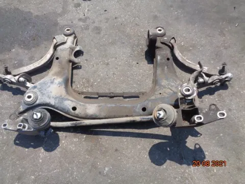 Γέφυρα Εμπρός Πλαίσιο για AUDI A4 (1995 - 1998) (8D) *ΔΒ* / ΠΑΛΕΤΑ *222* Γέφυρα Εμπρός Πλαίσιο για AUDI A4 (1995 - 1998) (8D) *ΔΒ* / ΠΑΛΕΤΑ *222*