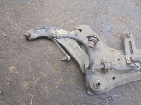 Ψαλίδι Εμπρός Αριστερό για NISSAN NV200-EVALIA (2010 - ) 1600 () Petrol 110 16V *ΔΒ* / ΠΑΛΕΤΑ *205* Ψαλίδι Εμπρός Αριστερό για NISSAN NV200-EVALIA (2010 - ) 1600 () Petrol 110 16V *ΔΒ* / ΠΑΛΕΤΑ *205*