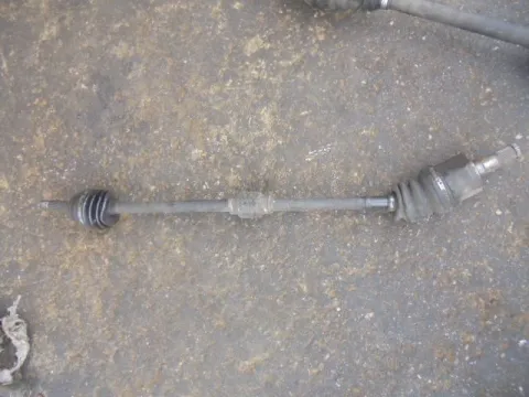 Ημιαξόνιο Εμπρός Δεξί για HYUNDAI ACCENT (1997 - 1999) (UA) (X3) Ημιαξόνιο Εμπρός Δεξί για HYUNDAI ACCENT (1997 - 1999) (UA) (X3)