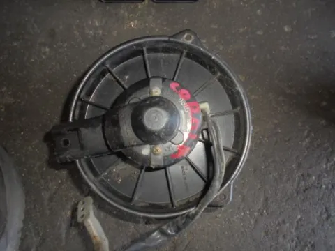 Μοτέρ Καλοριφέρ 194000-0520 για TOYOTA COROLLA (2000 - 2002) (ZE111) Μοτέρ Καλοριφέρ 194000-0520 για TOYOTA COROLLA (2000 - 2002) (ZE111)