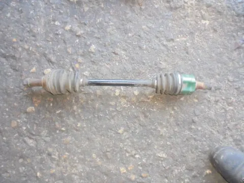 Ημιαξόνιο Εμπρός Δεξί για SUZUKI SWIFT (1997 - 2005) (SF) Ημιαξόνιο Εμπρός Δεξί για SUZUKI SWIFT (1997 - 2005) (SF)
