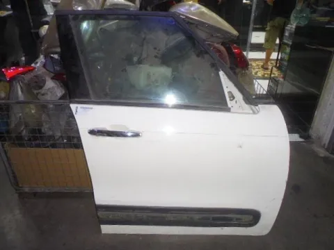 Πόρτα Εμπρός Δεξιά για FIAT 500 (2012 - ) (L) *Γ* Πόρτα Εμπρός Δεξιά για FIAT 500 (2012 - ) (L) *Γ*