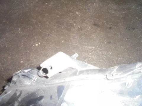 Φανάρι Εμπρός Αριστερό (Ελαττωματική Βάση) για TOYOTA YARIS (2015 - 2017) -  Φανάρι Εμπρός Αριστερό (Ελαττωματική Βάση) για TOYOTA YARIS (2015 - 2017) -