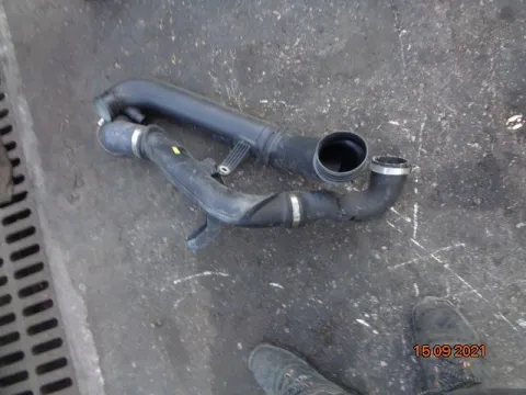Σωλήνες Intercooler για VW SCIROCCO (2008 - 2014) (137) *Δ* Σωλήνες Intercooler για VW SCIROCCO (2008 - 2014) (137) *Δ*