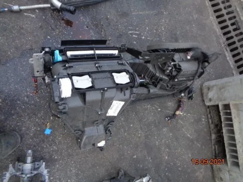 Ψύκτης (Εβαπορέτα) με Μοτέρ Καλοριφέρ για VW SCIROCCO (2008 - 2014) (137) *Δ* Ψύκτης (Εβαπορέτα) με Μοτέρ Καλοριφέρ για VW SCIROCCO (2008 - 2014) (137) *Δ*