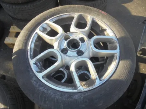 Ζαντολάστιχο 4αδα Continental 185/55/R15 για FIAT 500 (2007 - 2016) ** Ζαντολάστιχο 4αδα Continental 185/55/R15 για FIAT 500 (2007 - 2016) **