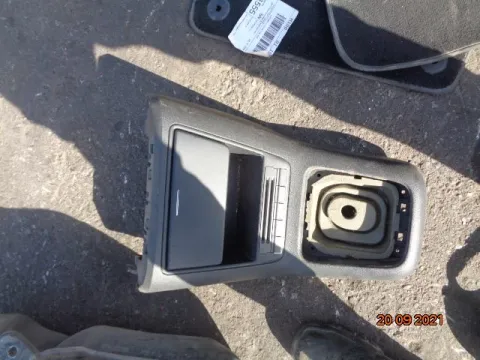 Κονσόλα Μοχλού για VW TIGUAN (2008 - 2012) (5N) *Δ* Κονσόλα Μοχλού για VW TIGUAN (2008 - 2012) (5N) *Δ*