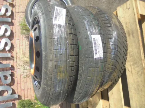 Ζαντολάστιχο 3 ΤΕΜ. PIRELLI 135/80/R14 ***  για FIAT 500 (2007 - 2016) *ΔΒ* -  Ζαντολάστιχο 3 ΤΕΜ. PIRELLI 135/80/R14 ***  για FIAT 500 (2007 - 2016) *ΔΒ* -