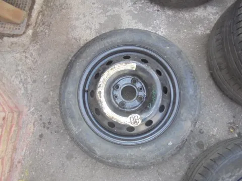 Ζαντολάστιχο ΡΕΖΕΡΒΑ PIRELLI 135/80/R14 ***  για FIAT PUNTO (1999 - 2003) (188) *ΔΒ* Ζαντολάστιχο ΡΕΖΕΡΒΑ PIRELLI 135/80/R14 ***  για FIAT PUNTO (1999 - 2003) (188) *ΔΒ*