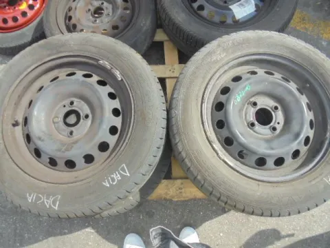 Ζαντολάστιχο 4ΑΔΑ GOODYEAR 185/65/R15 *** για DACIA DUSTER (2010 - 2017 ) *ΔΒ* Ζαντολάστιχο 4ΑΔΑ GOODYEAR 185/65/R15 *** για DACIA DUSTER (2010 - 2017 ) *ΔΒ*