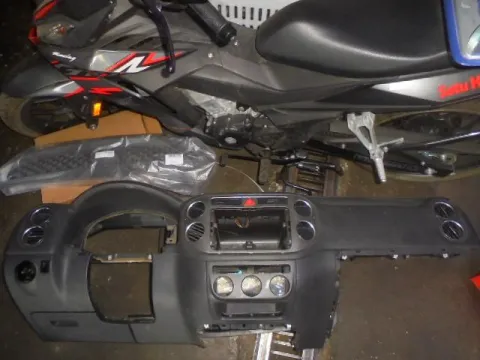 Σετ Αερόσακων Εμπρός (με Ταμπλό) για VW TIGUAN (2008 - 2012) (5N) *Γ* Σετ Αερόσακων Εμπρός (με Ταμπλό) για VW TIGUAN (2008 - 2012) (5N) *Γ*