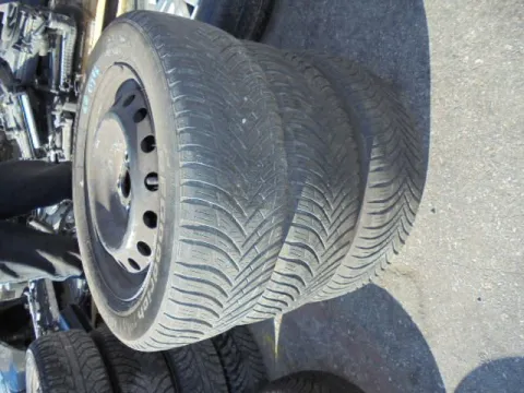 Ζαντολάστιχο 3ΤΕΜ. BFGOODRICH 185/60/R15 ** για TOYOTA YARIS (2003 - 2005) (XP10) *ΔΒ* -  Ζαντολάστιχο 3ΤΕΜ. BFGOODRICH 185/60/R15 ** για TOYOTA YARIS (2003 - 2005) (XP10) *ΔΒ* -