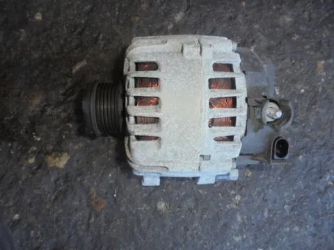 Δυναμό - Εναλλάκτης για VOLVO V60 (2011 - 2013) ( ) Δυναμό - Εναλλάκτης για VOLVO V60 (2011 - 2013) ( )