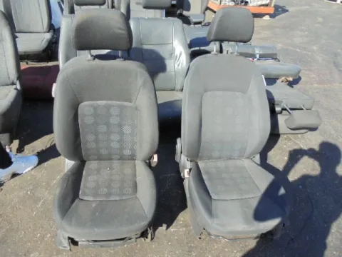 Καθίσματα Σετ Εμπρός Με Αερόσακους για HYUNDAI i20 (2009 - 2011) *Α* Καθίσματα Σετ Εμπρός Με Αερόσακους για HYUNDAI i20 (2009 - 2011) *Α*