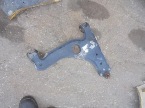 Ψαλίδι Εμπρός Δεξί για OPEL ASTRA (2004 - 2007) H Ψαλίδι Εμπρός Δεξί για OPEL ASTRA (2004 - 2007) H