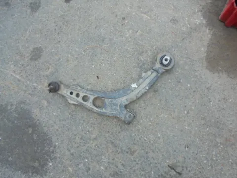 Ψαλίδι Εμπρός Δεξί για FIAT PUNTO (1999 - 2003) (188) Ψαλίδι Εμπρός Δεξί για FIAT PUNTO (1999 - 2003) (188)