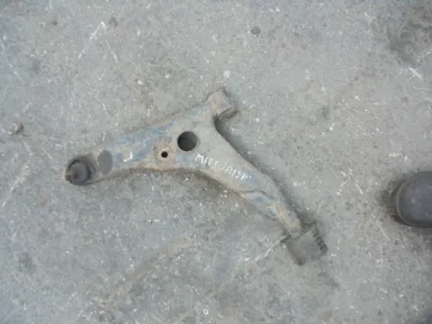 Ψαλίδι Εμπρός Αριστερό για MITSUBISHI LANCER (1995 - 1997) (CK) , (1997 - 2004) (CK) Ψαλίδι Εμπρός Αριστερό για MITSUBISHI LANCER (1995 - 1997) (CK) , (1997 - 2004) (CK)