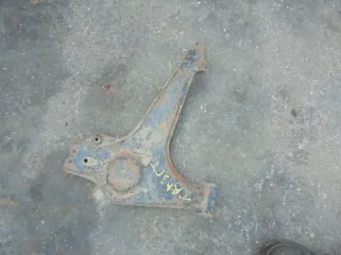 Ψαλίδι Εμπρός Αριστερό για FORD TRANSIT (1995 - 2000) (EA_) Ψαλίδι Εμπρός Αριστερό για FORD TRANSIT (1995 - 2000) (EA_)