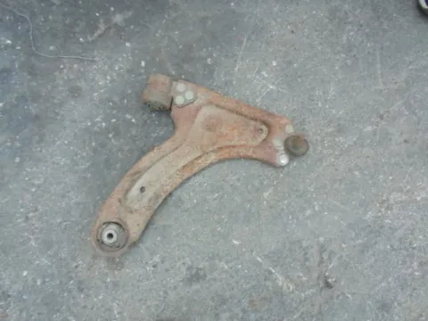 Ψαλίδι Εμπρός Δεξί για OPEL CORSA (2004 - 2006) C Ψαλίδι Εμπρός Δεξί για OPEL CORSA (2004 - 2006) C