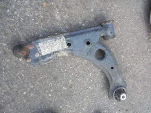 Ψαλίδι Εμπρός Αριστερό για FIAT BRAVO (2007 - 2011) Ψαλίδι Εμπρός Αριστερό για FIAT BRAVO (2007 - 2011)