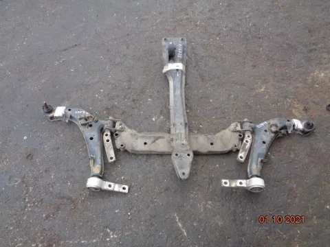 Γέφυρα Εμπρός Οριζόντια (ΚΑΤΩ)  για NISSAN PRIMERA (2002 - 2007) (P12) *ΔΒ*  ΠΑΛΕΤΑ *205* Γέφυρα Εμπρός Οριζόντια (ΚΑΤΩ)  για NISSAN PRIMERA (2002 - 2007) (P12) *ΔΒ*  ΠΑΛΕΤΑ *205*